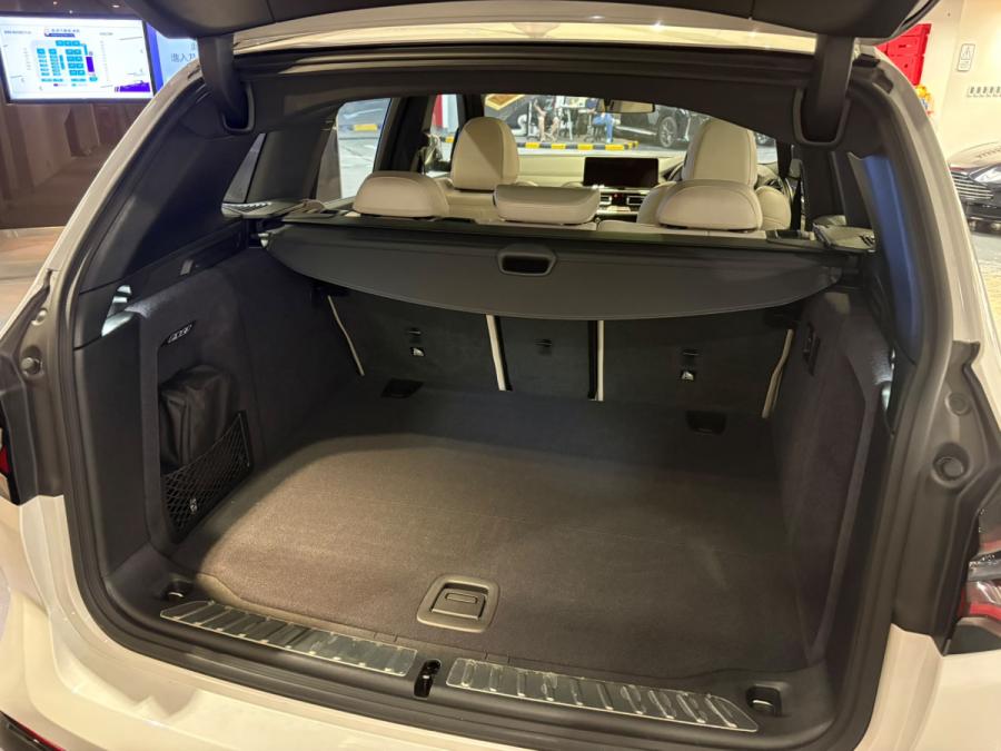 iX3 M-Sport - Image 5